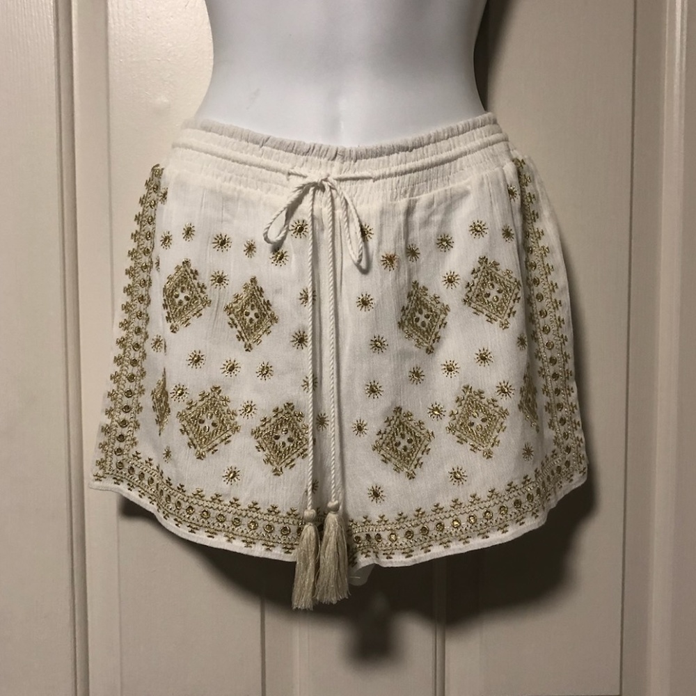 Design Lab White Embroidered Shorts